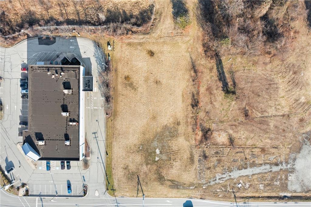 130 Irwin Pa Irwin, PA 15642 - Photo 4 of 11 a bathroom with a shower