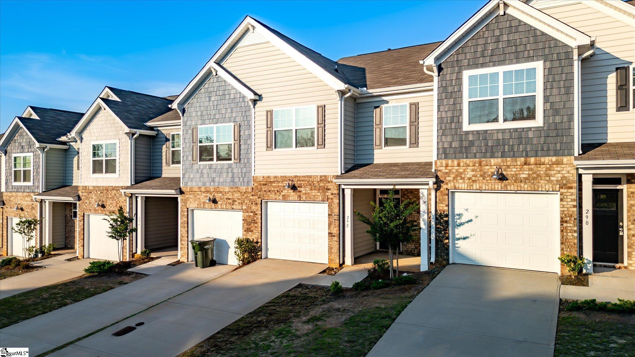292 East Compass Way Easley, SC 29640 - Photo 1 of 26 Gallery Image 1
