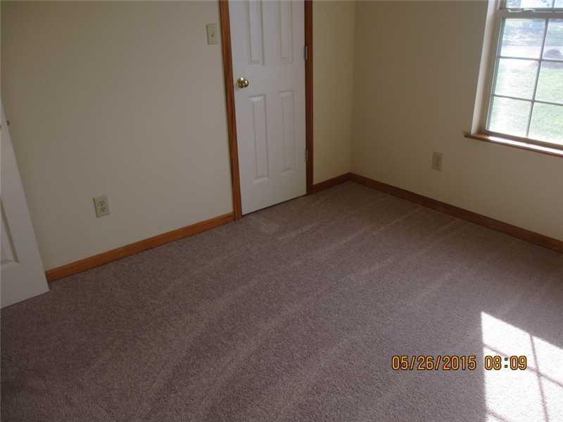 328 Independence Road Greenfield, IN 46140 - Photo 8 of 10