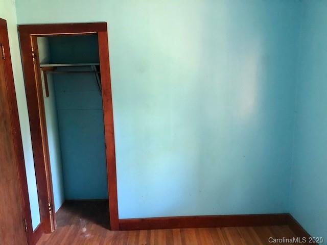 136 Whitaker Road Fairview, NC 28730 - Photo 14 of 26 Gallery Image 14