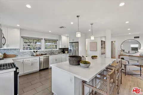 $990,000 | 7667 Chisholm Avenue, Van Nuys, CA 91405