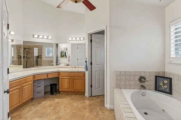 $689,999 | 1752 Sierra Brook Court, Manteca, CA 95337