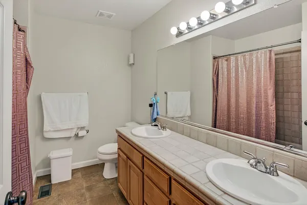 $689,999 | 1752 Sierra Brook Court, Manteca, CA 95337