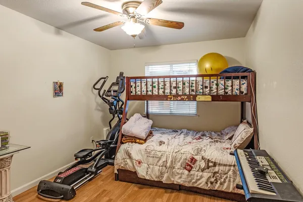 $689,999 | 1752 Sierra Brook Court, Manteca, CA 95337