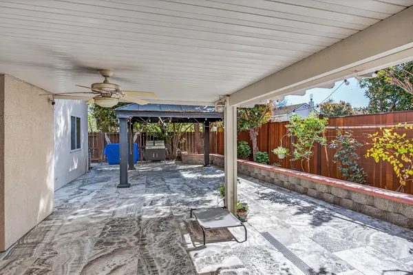 $689,999 | 1752 Sierra Brook Court, Manteca, CA 95337