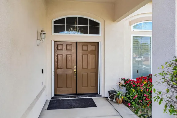 $689,999 | 1752 Sierra Brook Court, Manteca, CA 95337