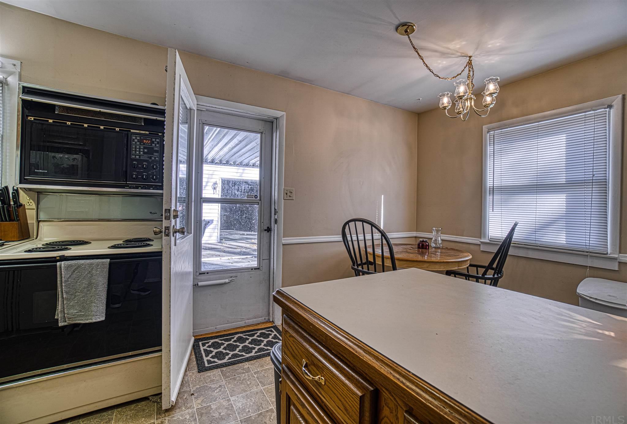 619 Hanover Road Evansville, IN 47710 - Photo 8 of 23 Gallery Image 8