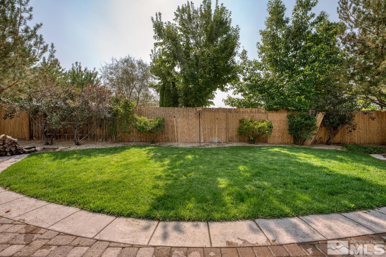 2725 Bull Rider Drive Reno, NV 89521 - Photo 34 of 40 a view of a backyard