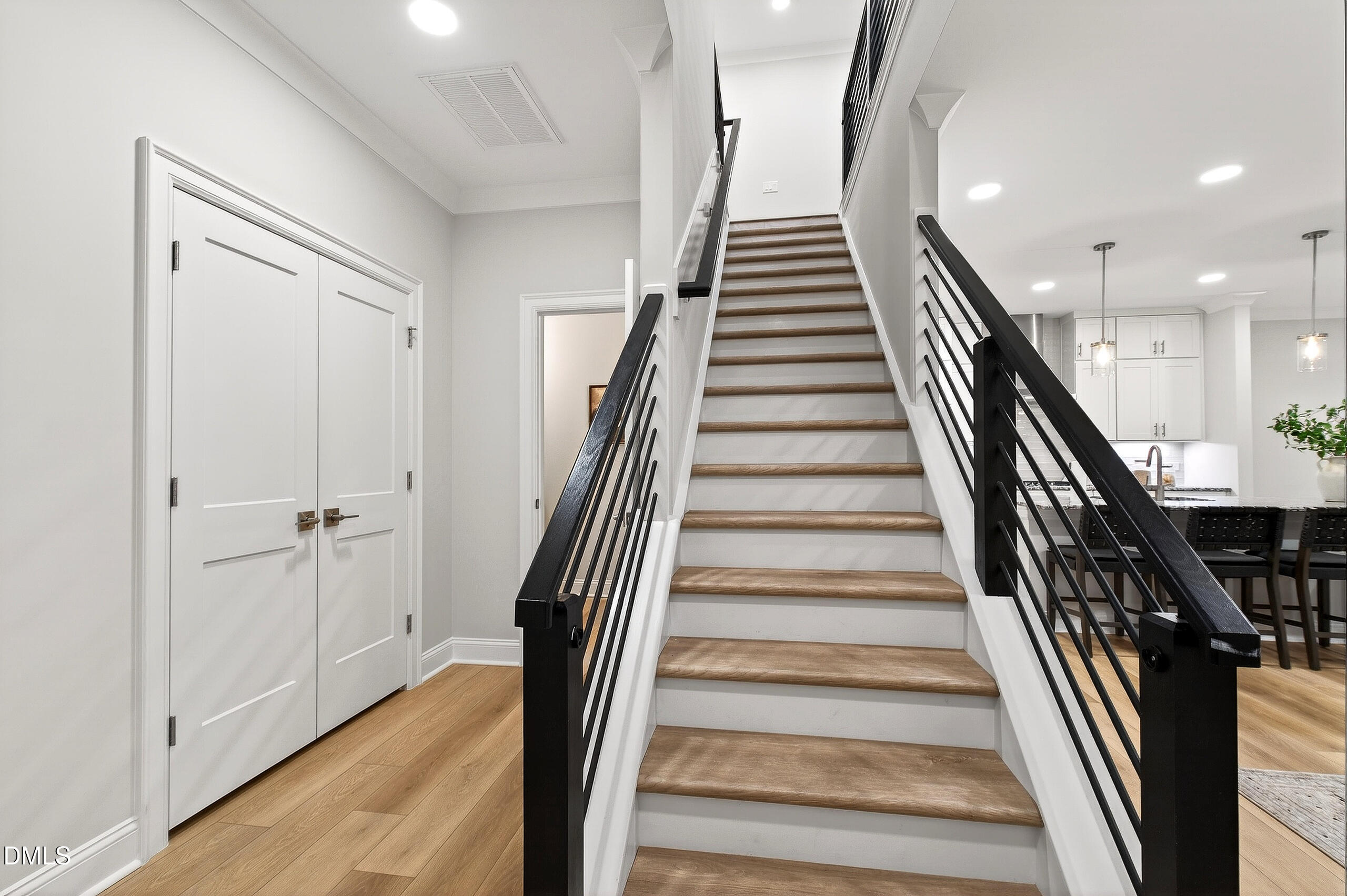 4038 Elk Crk Lane Raleigh, NC 27612 - Photo 23 of 56 Elk (9)