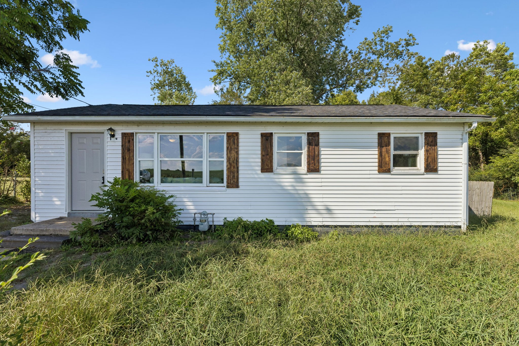 621 Dixon Branch Road Loretto, TN 38469 - Photo 3 of 39 Gallery Image 3