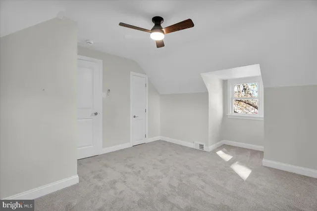 $325,000 | 850 Market Street, Mount Ephraim, NJ 08059