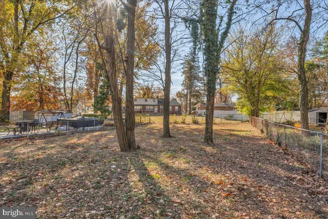 $325,000 | 850 Market Street, Mount Ephraim, NJ 08059