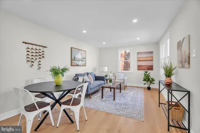 $325,000 | 850 Market Street, Mount Ephraim, NJ 08059