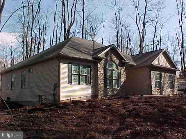 943 Silver Lake Road Lewisberry, PA 17339 - Photo 2 of 7 Gallery Image 2