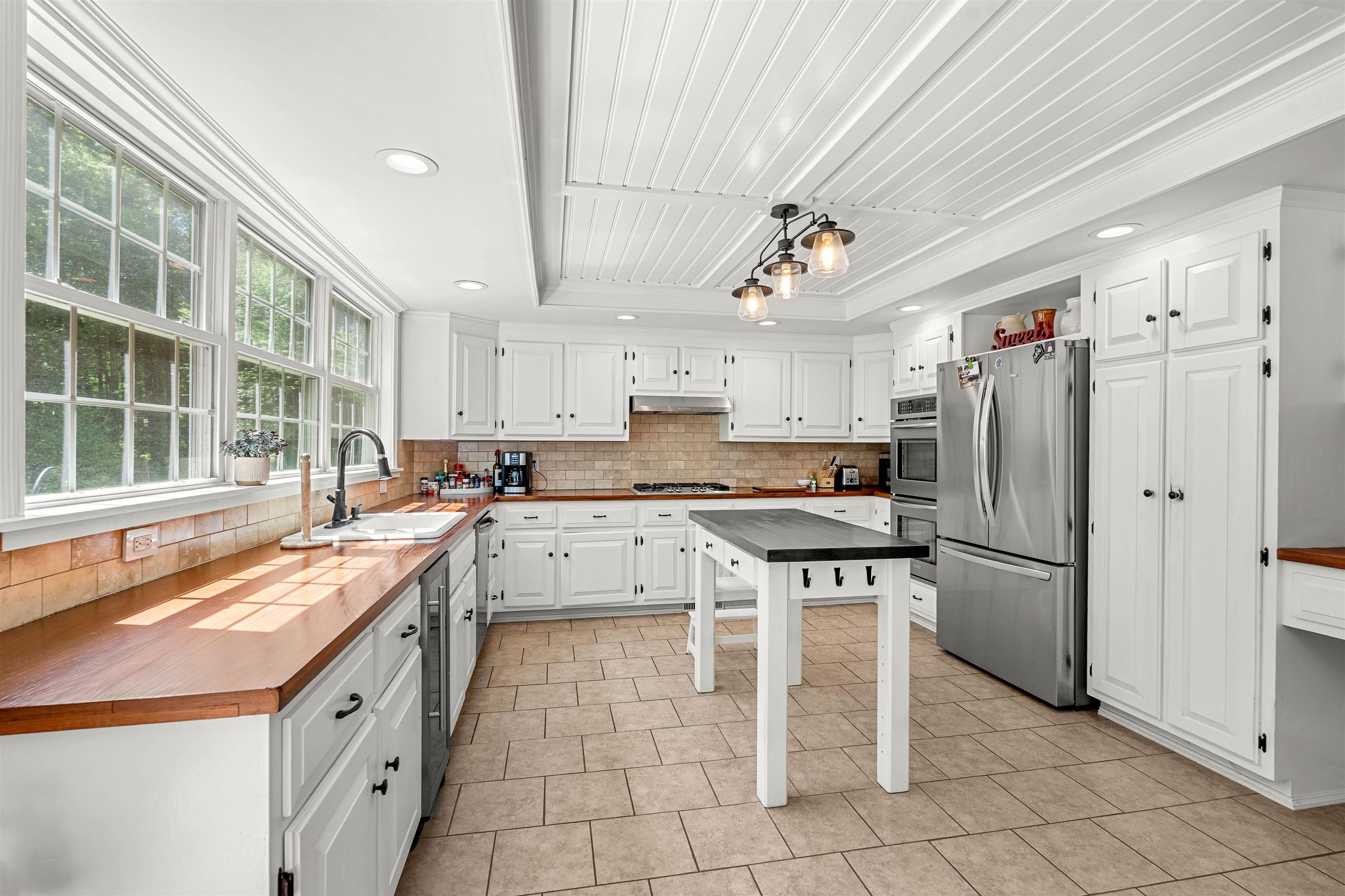 61 Sofia Way Nottingham, NH 03290 - Photo 4 of 36
