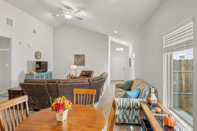 $1,900 | 9977 Tammy Lane, Magnolia, TX 77354