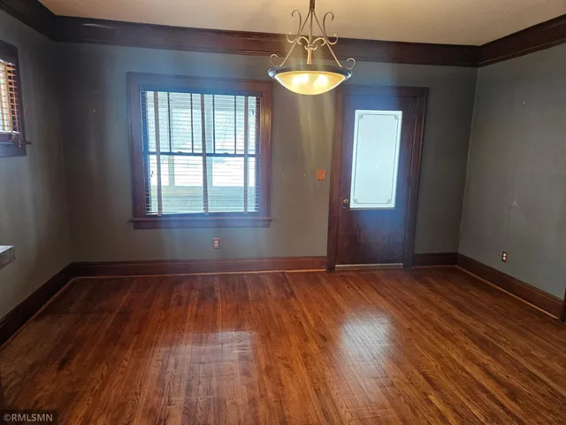 $209,900 | 208 9th Avenue Southeast, Waseca, MN 56093