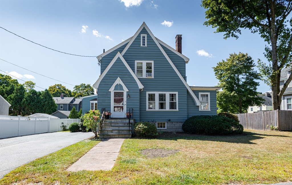 12 George Street Stoneham, MA 02180 - Photo 1 of 42 Gallery Image 1
