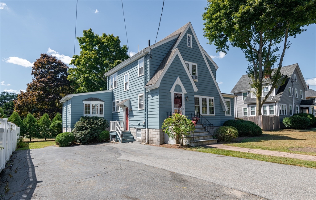 12 George Street Stoneham, MA 02180 - Photo 2 of 42 Gallery Image 2