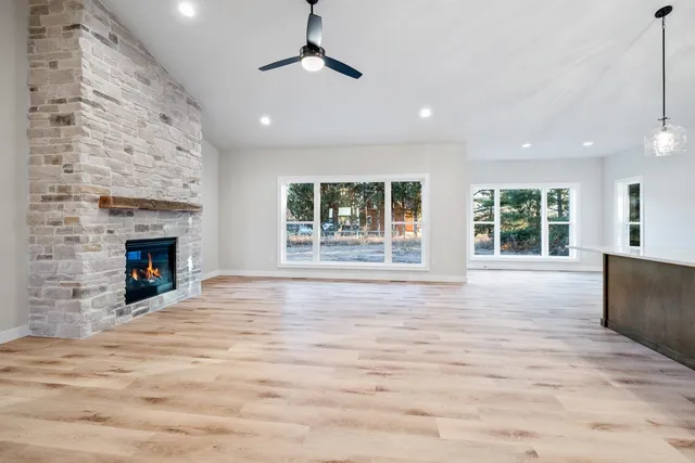 $624,900 | 4079 Brussels Way Green, Green Bay, WI 54313