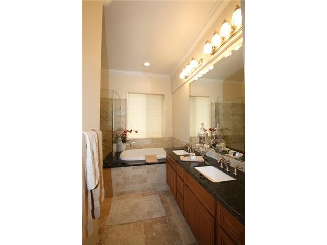 1282 Mariposa Road Carlsbad, CA 92011 - Photo 18 of 25 Gallery Image 18