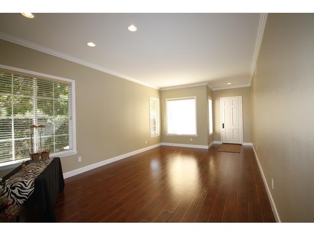 1282 Mariposa Road Carlsbad, CA 92011 - Photo 5 of 25 Gallery Image 5