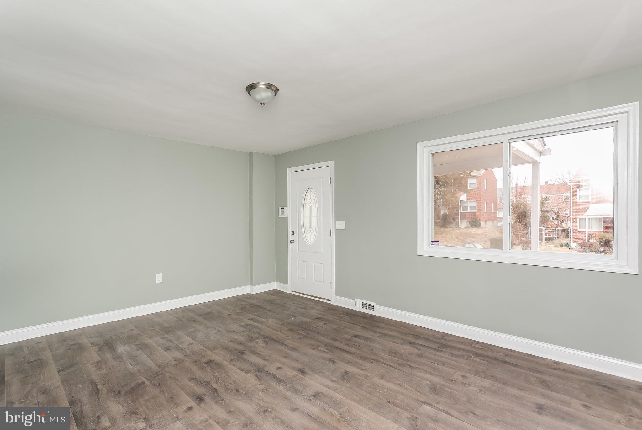 1815 Swansea Road Baltimore, MD 21239 - Photo 9 of 26 Family Room