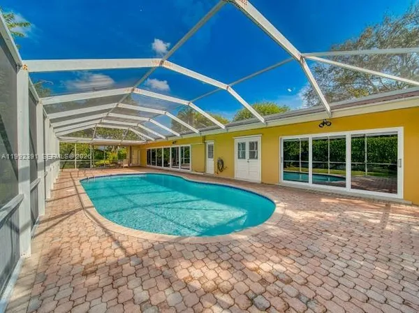 $6,000 | 13400 Southwest 78th Court, Pinecrest, FL 33156