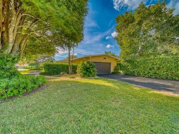 $6,000 | 13400 Southwest 78th Court, Pinecrest, FL 33156