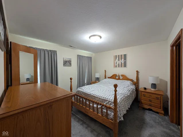 $234,900 | 230 Blue Ribbon Court, Rushville, IN 46173