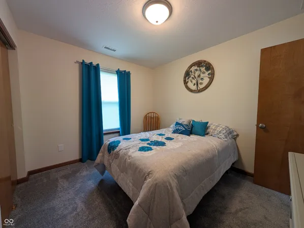 $224,900 | 230 Blue Ribbon Court, Rushville, IN 46173