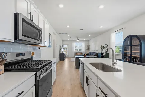 $380,000 | 2216 Tucker Lane, Austin, TX 78754