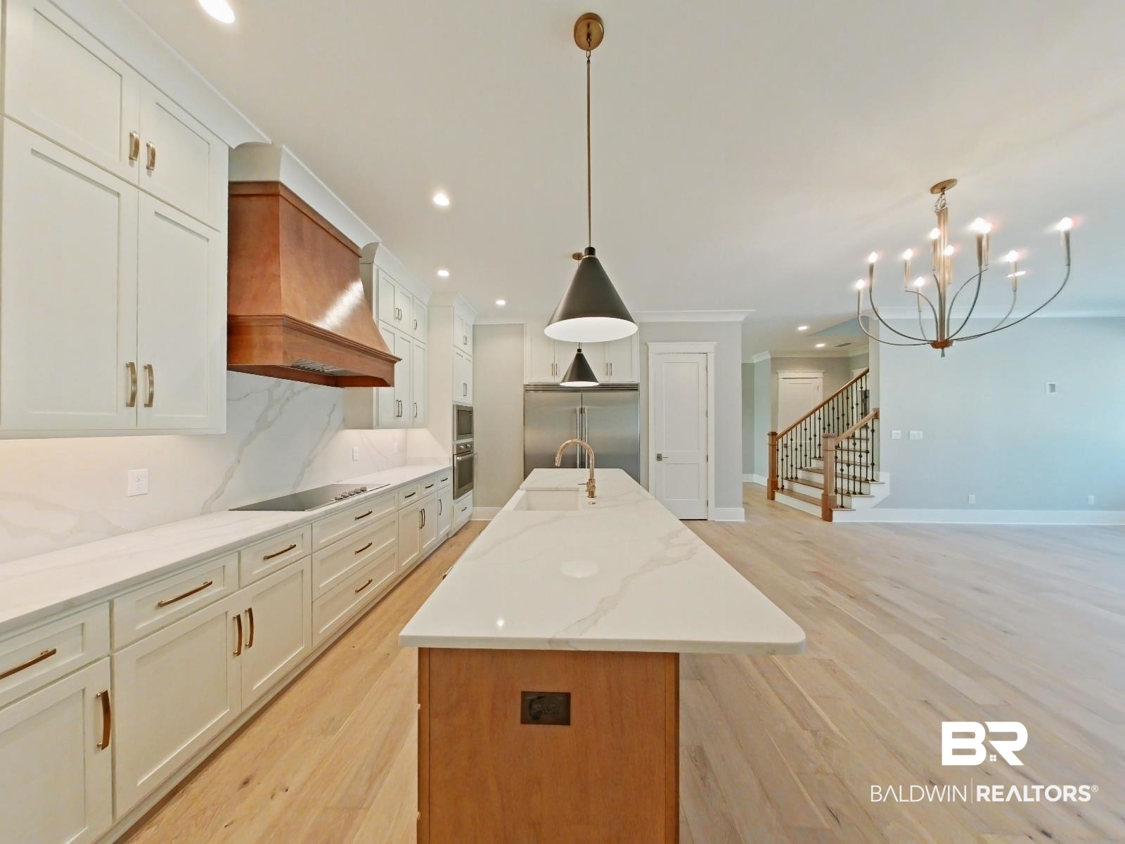 832 Inlet Circle Gulf Shores, AL 36542 - Photo 5 of 36 Kitchen