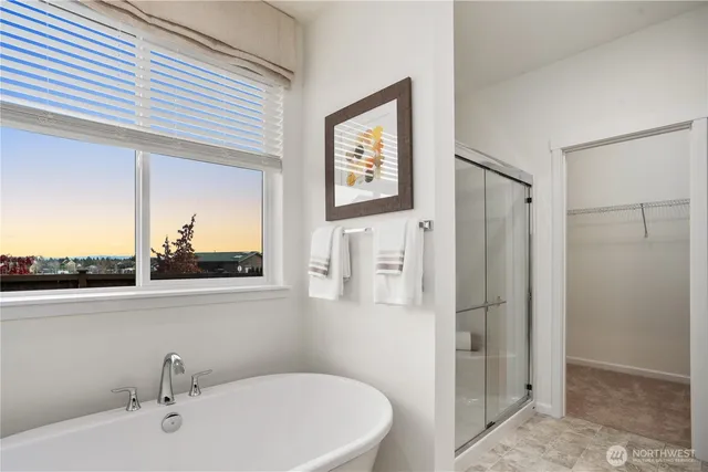 $879,950 | 30217 11th Place South, Federal Way, WA 98003