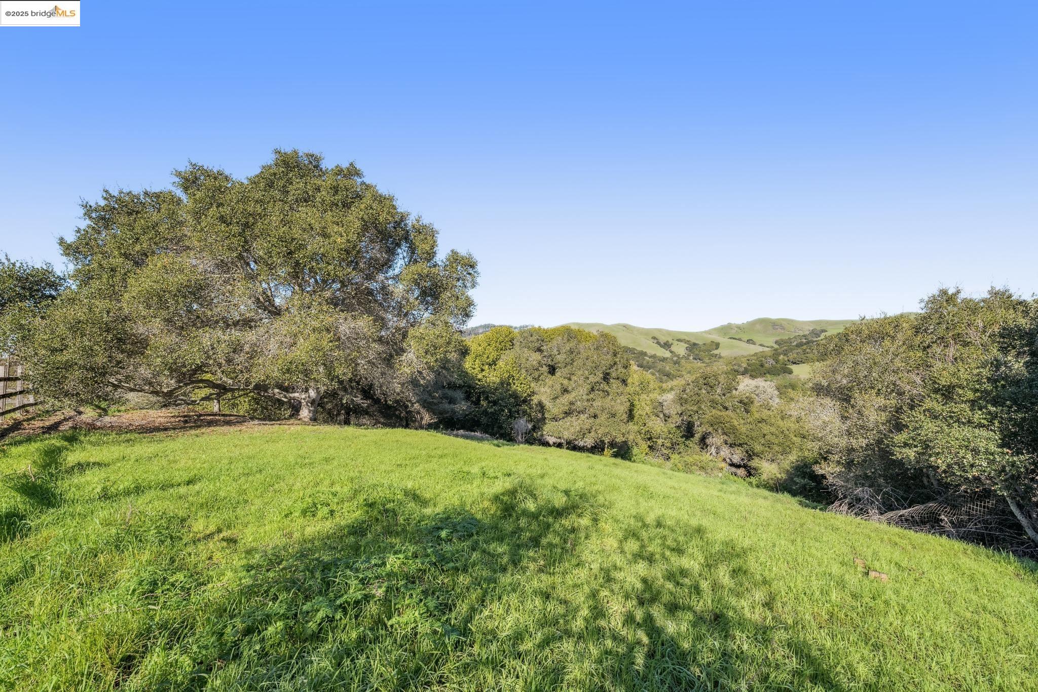 0 Fairview Avenue Richmond, CA 94805 - Photo 11 of 52 a view of a field with an ocean
