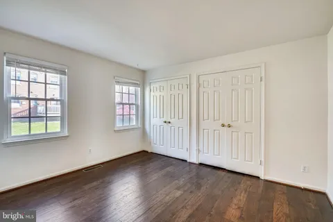 $469,000 | 603 Bashford Lane, Unit 1, Alexandria, VA 22314