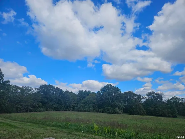 $325,000 | 0 Route 14 Highway, Benton, IL 62812