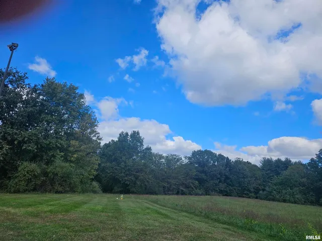 $325,000 | 0 Route 14 Highway, Benton, IL 62812