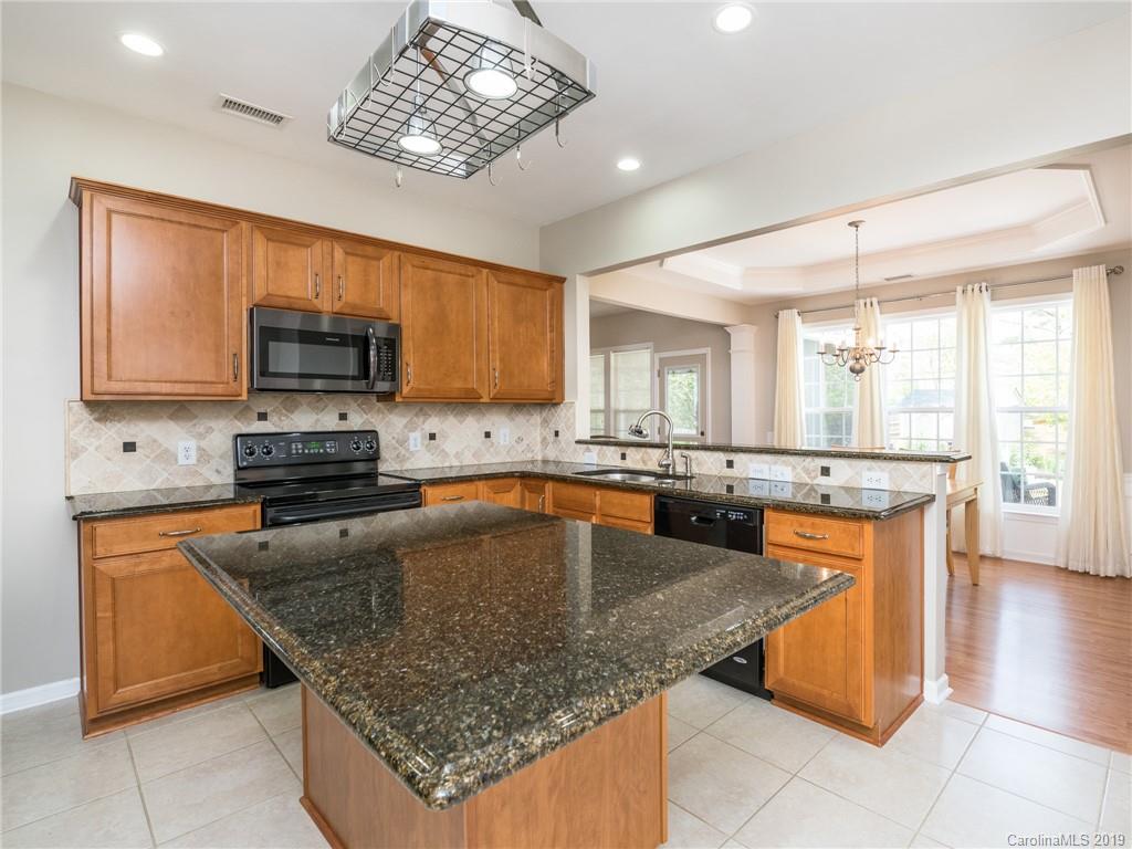 2541 Coltsgate Road Waxhaw, NC 28173 - Photo 10 of 37