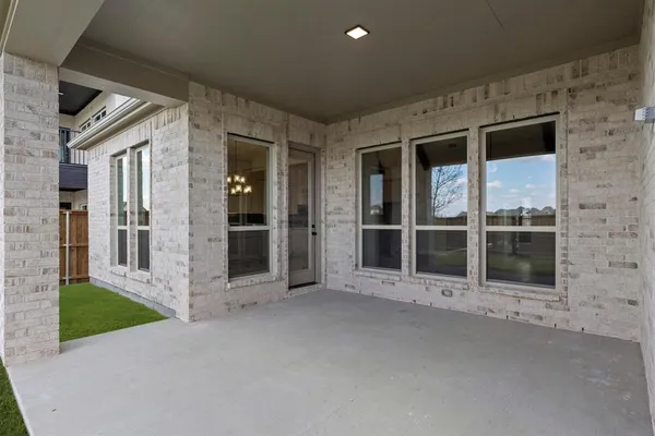 $779,990 | 2122 Clairmount Drive, Rockwall, TX 75087