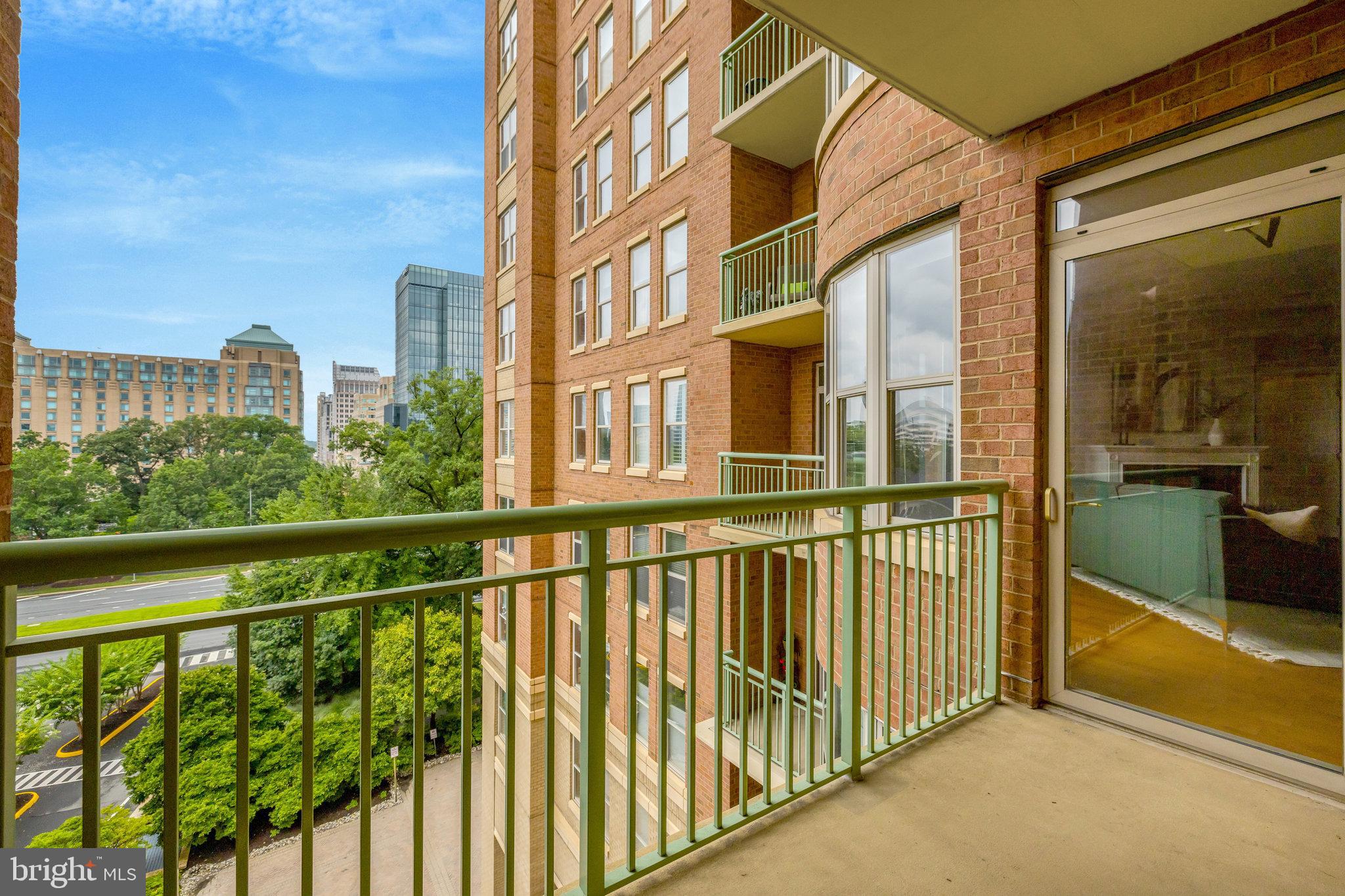 11776 Stratford House Place, Unit 601 Reston, VA 20190 - Photo 19 of 58 1 of 2 balconies