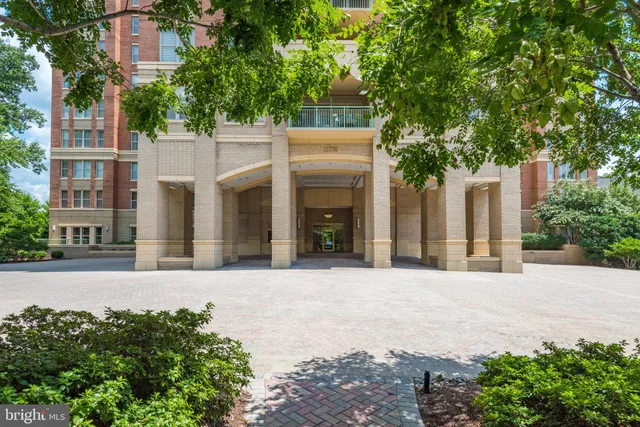 $695,000 | 11776 Stratford House Place, Unit 601, Reston, VA 20190