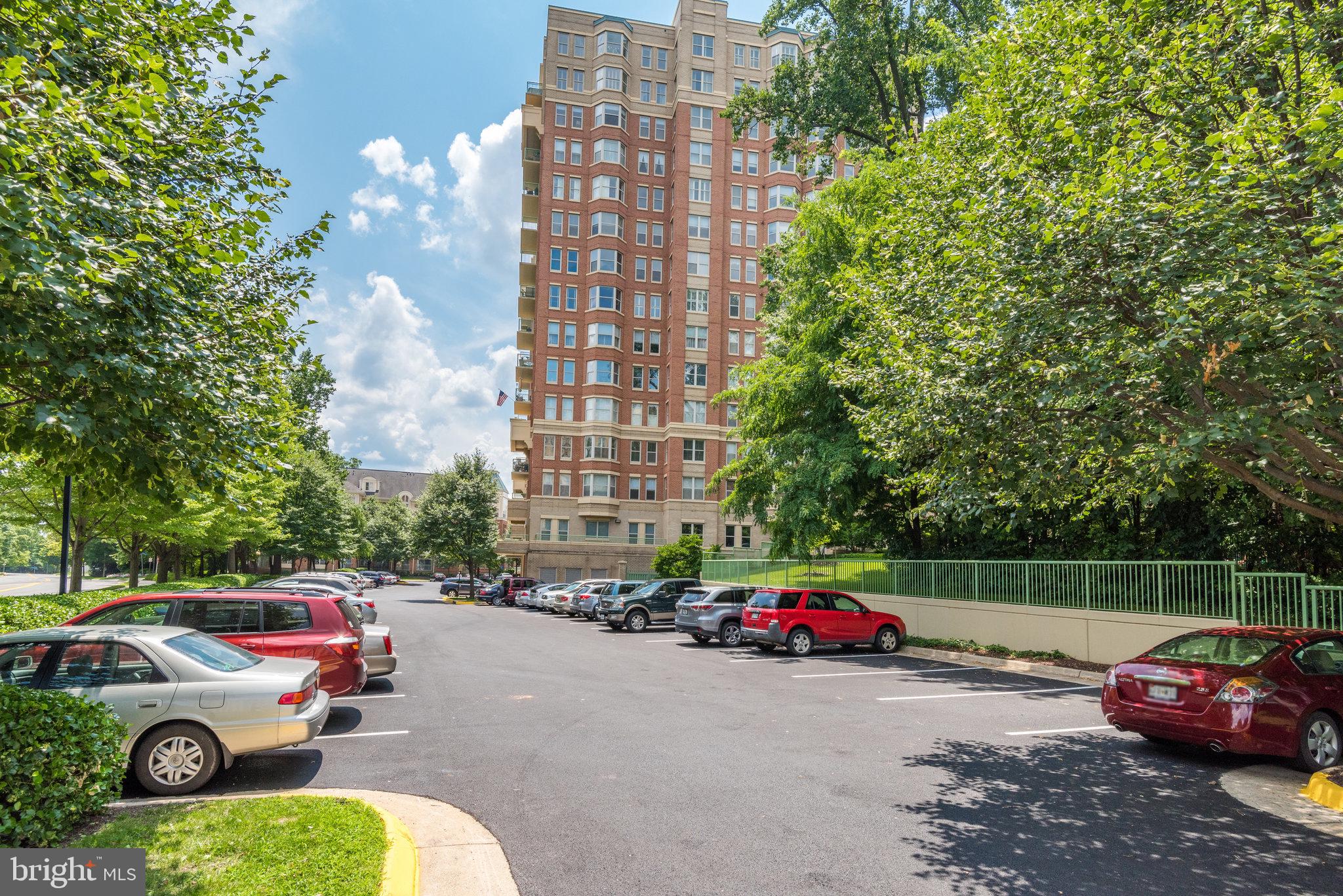 11776 Stratford House Place, Unit 601 Reston, VA 20190 - Photo 41 of 58 Guest Parking