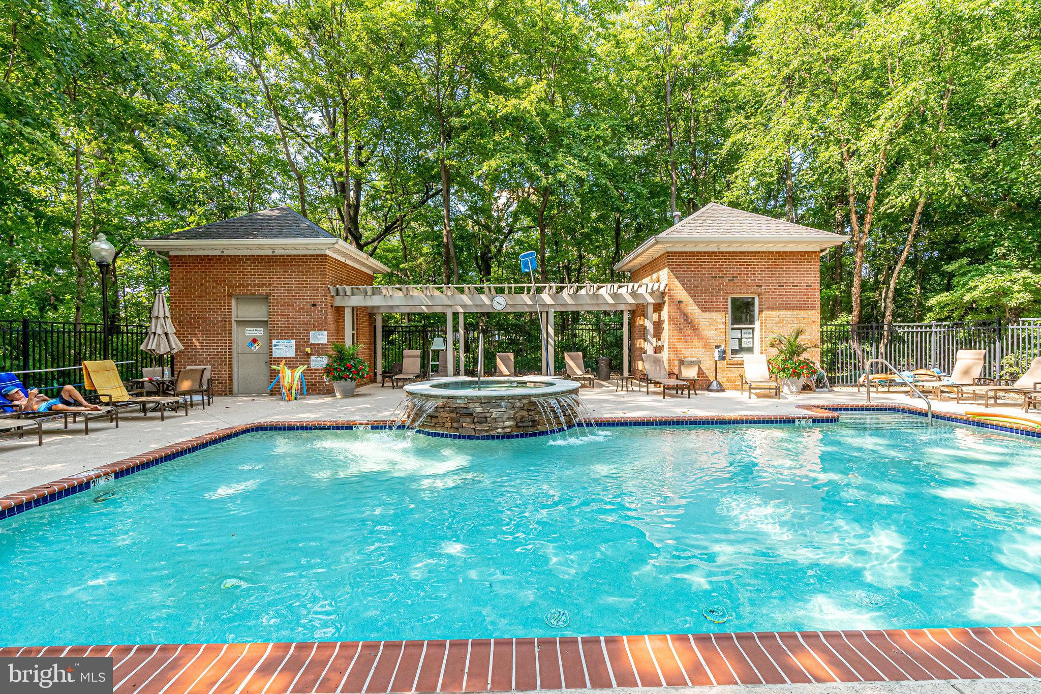 11776 Stratford House Place, Unit 601 Reston, VA 20190 - Photo 50 of 58 Community Pool