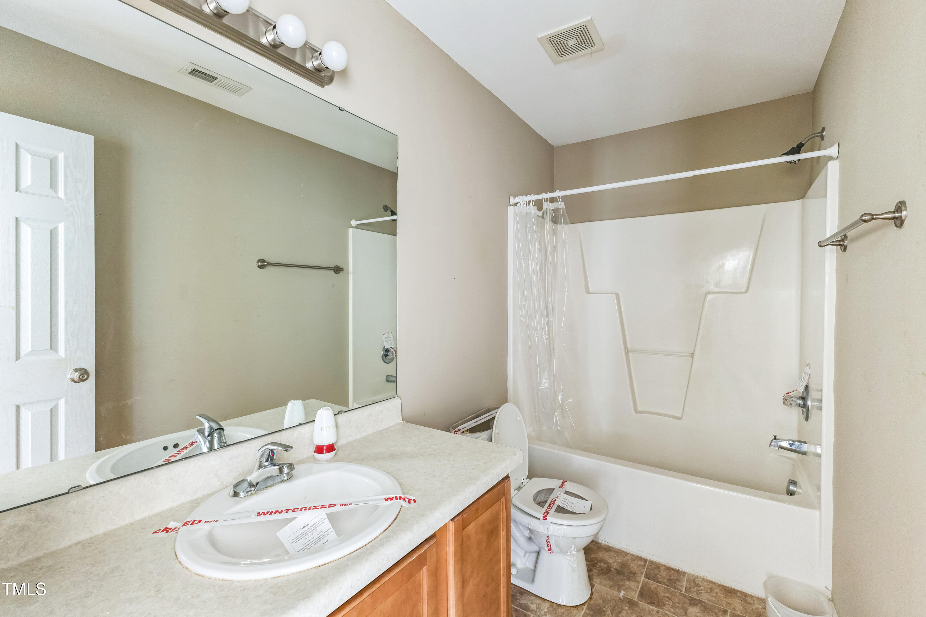 104 Prancer Circle Selma, NC 27576 - Photo 3 of 25 30931_Image_2