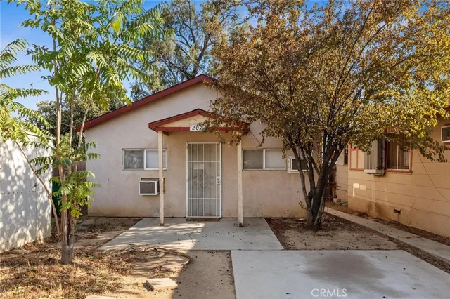 $545,000 | 207 East 5th Street, Beaumont, CA 92223