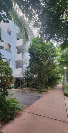 $1,900 | South of Fifth, Miami Beach, FL 33139