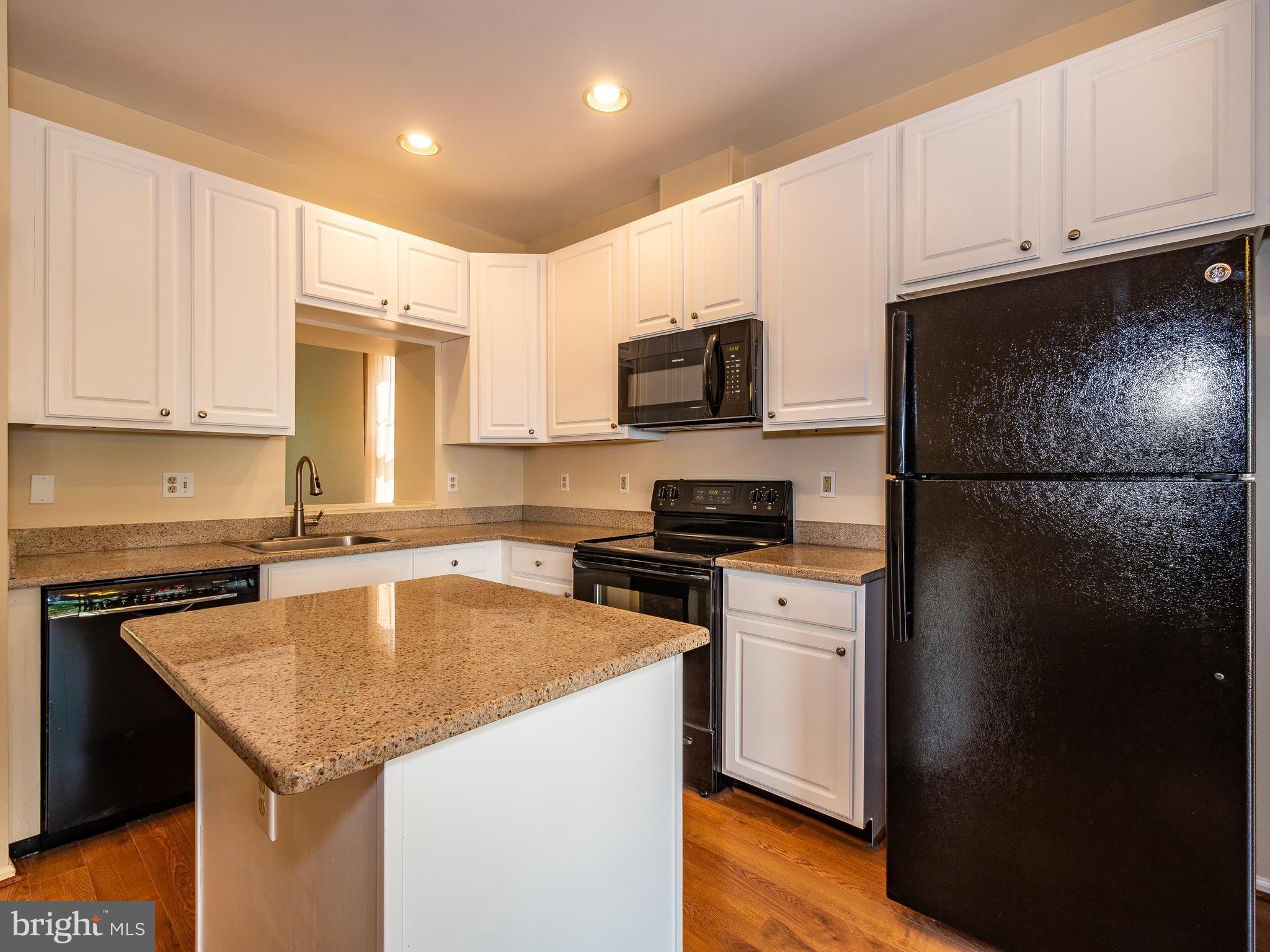 6326 Wind Rider Way Columbia, MD 21045 - Photo 10 of 30 Kitchen