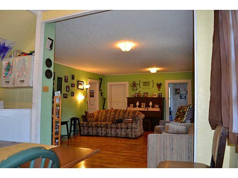 8 Porter Settlement Road Houlton, ME 04730 - Photo 23 of 34 Den/Family/Great Room.