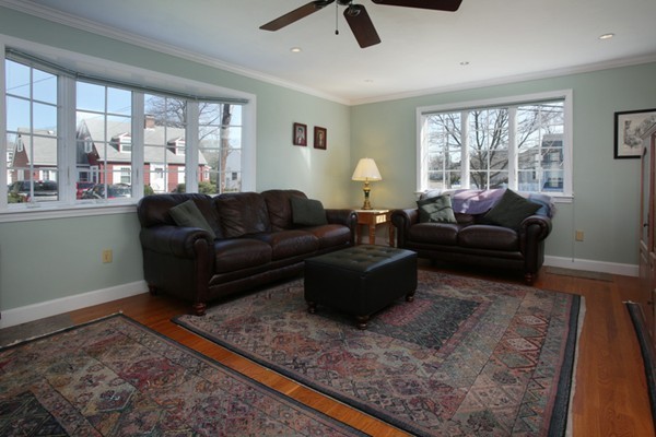 1 Roanoke Road Arlington, MA 02474 - Photo 4 of 14 Gallery Image 4